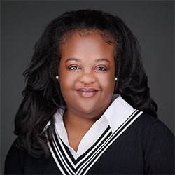 Tiffany Davis headshot