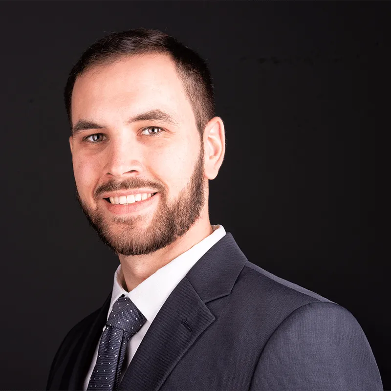 Zachary Stahl headshot